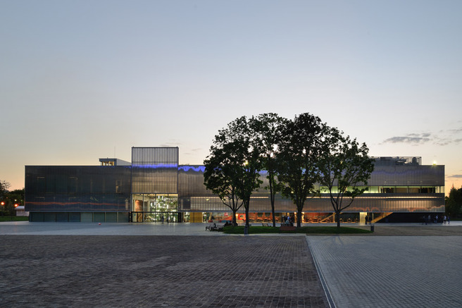 Uniqlo � ������ ��������� ���������� ������