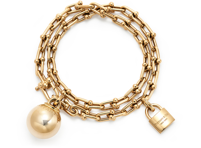 ����� �������� ������ � ��������� Tiffany & Co.