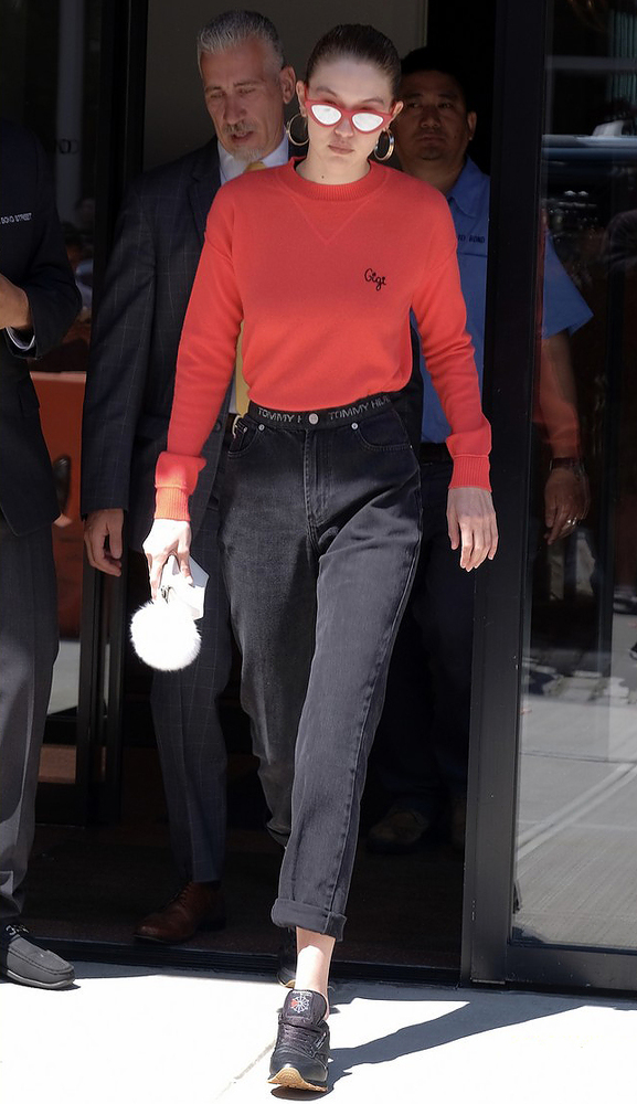 ������ ����� � Tommy Hilfiger � ���������� Reebok � ���-�����