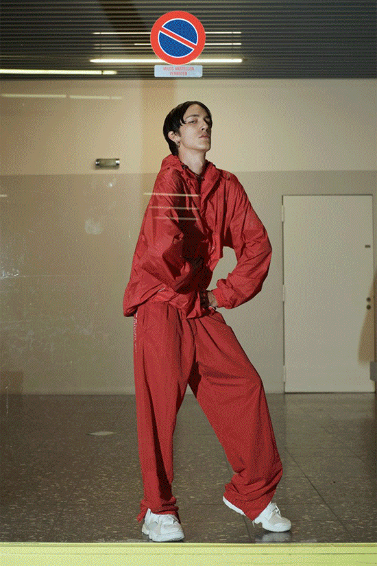 Vetements �����-���� 2018. ���������� ����-�����